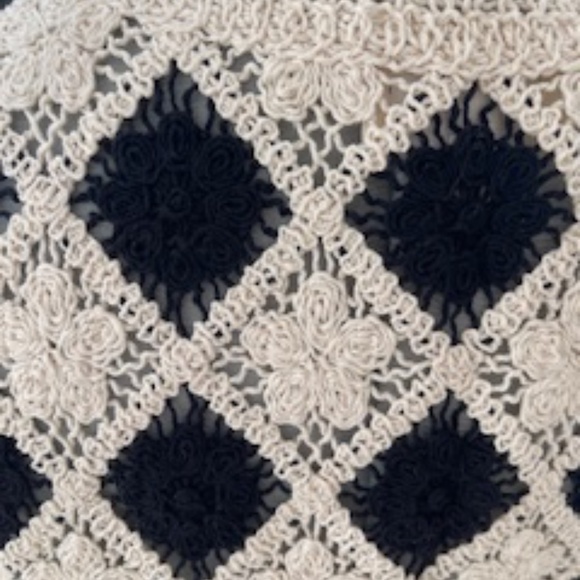 Sezane - Black & Cream Knit / Crochet Vest - L - Picture 5 of 7